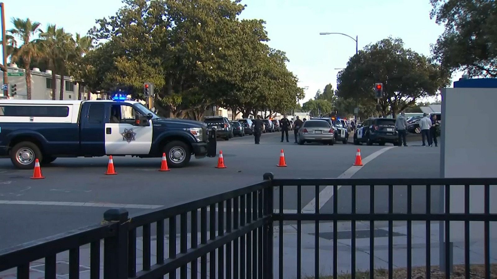 La policía ha procedido a acordonar la zona del tiroteo en San José, California