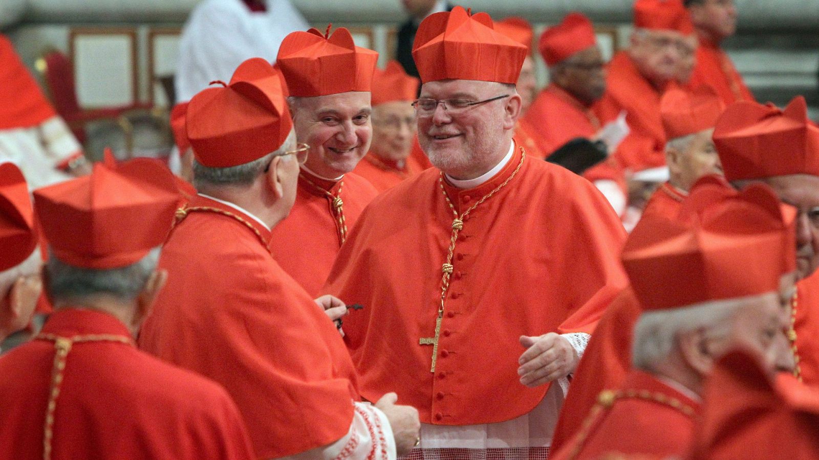 El cardenal alemán Reinhard Marx durante la celebración del tercer consistorio del papa Benedicto XVI