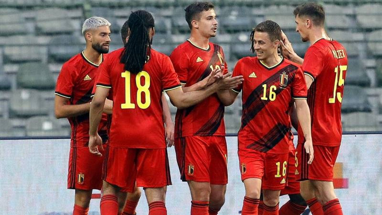Los jugadores de la selección de Bélgica celebran un gol en un amistoso reciente.