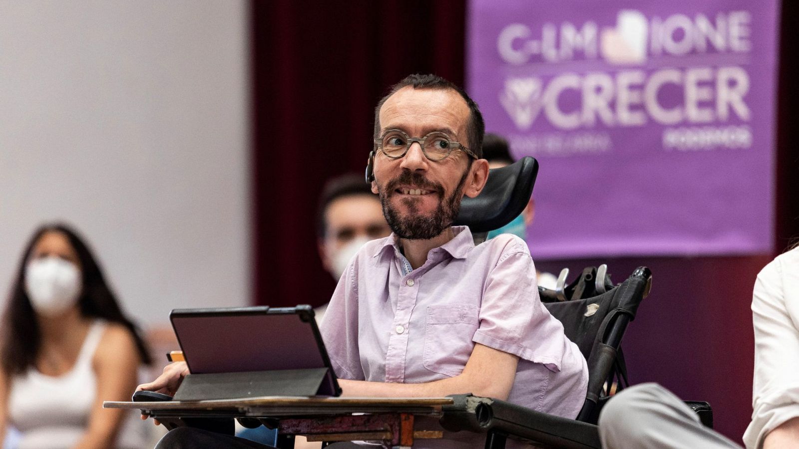 El portavoz de Podemos en el Congreso, Pablo Echenique, en un encuentro de apoyo a la candidatura liderada por Ione Belarra en Toledo.