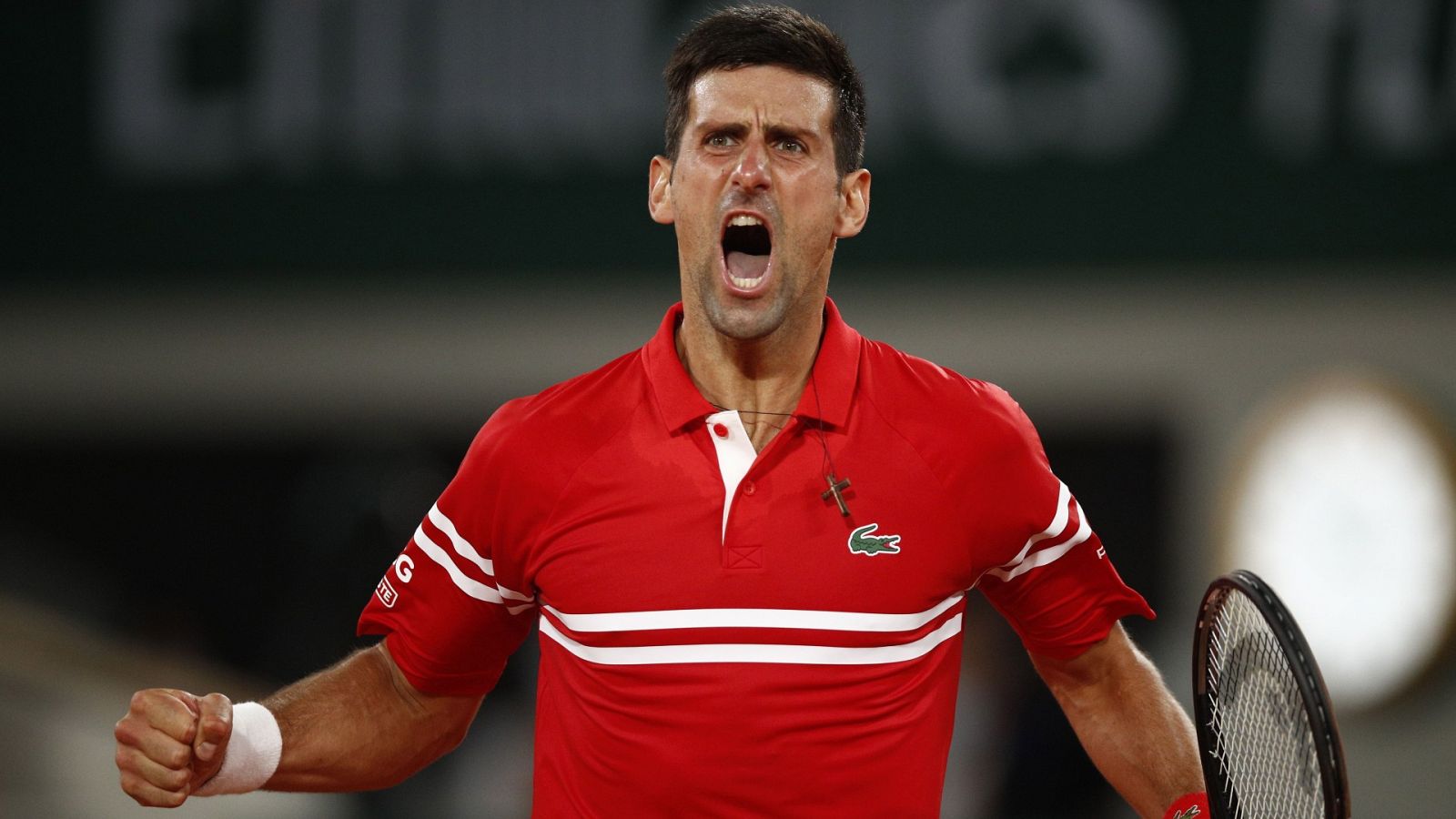 Novak Djokovic durante el encuentro ante Rafa Nadal de semifinales de Roland Garros