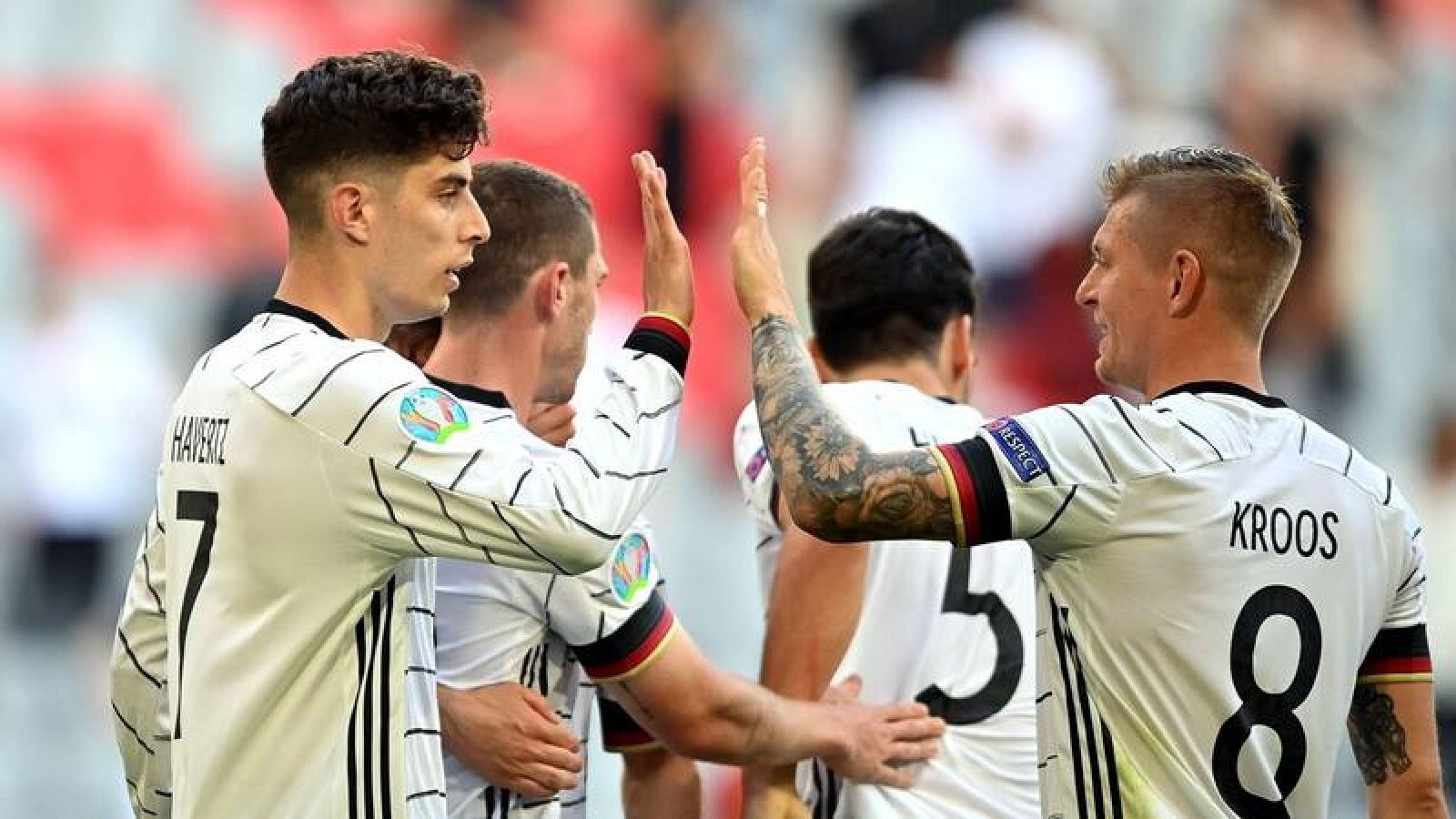 Los jugadores de Alemania celebran uno de los goles marcados ante Portugal