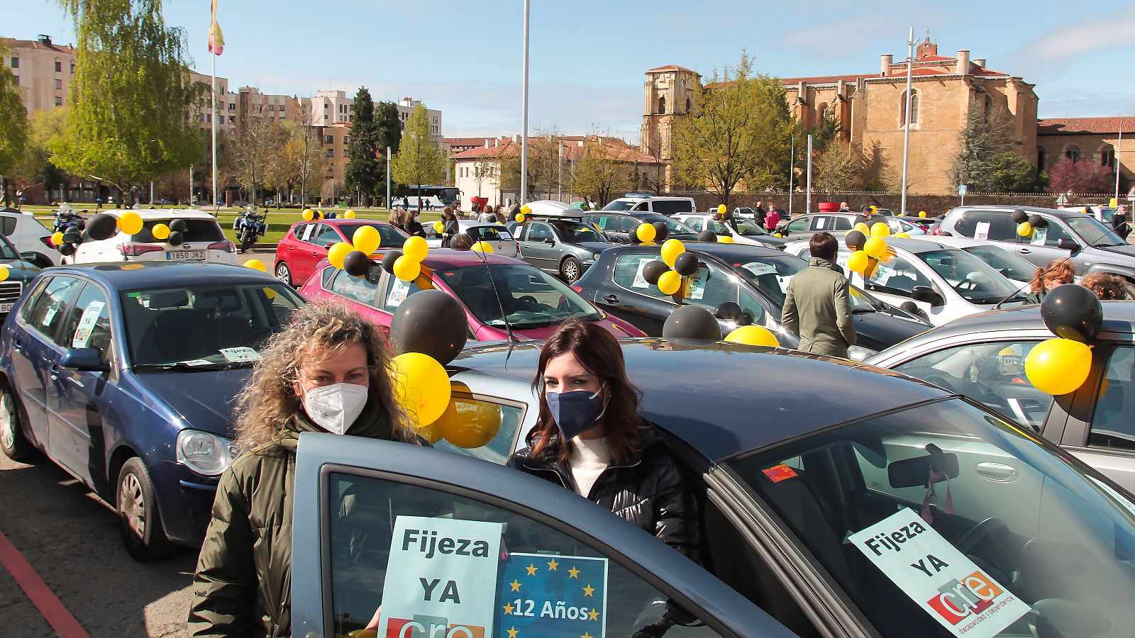 Imagen de archivo de una manifestación de trabajadores interinos en León, el pasado mes de abril.