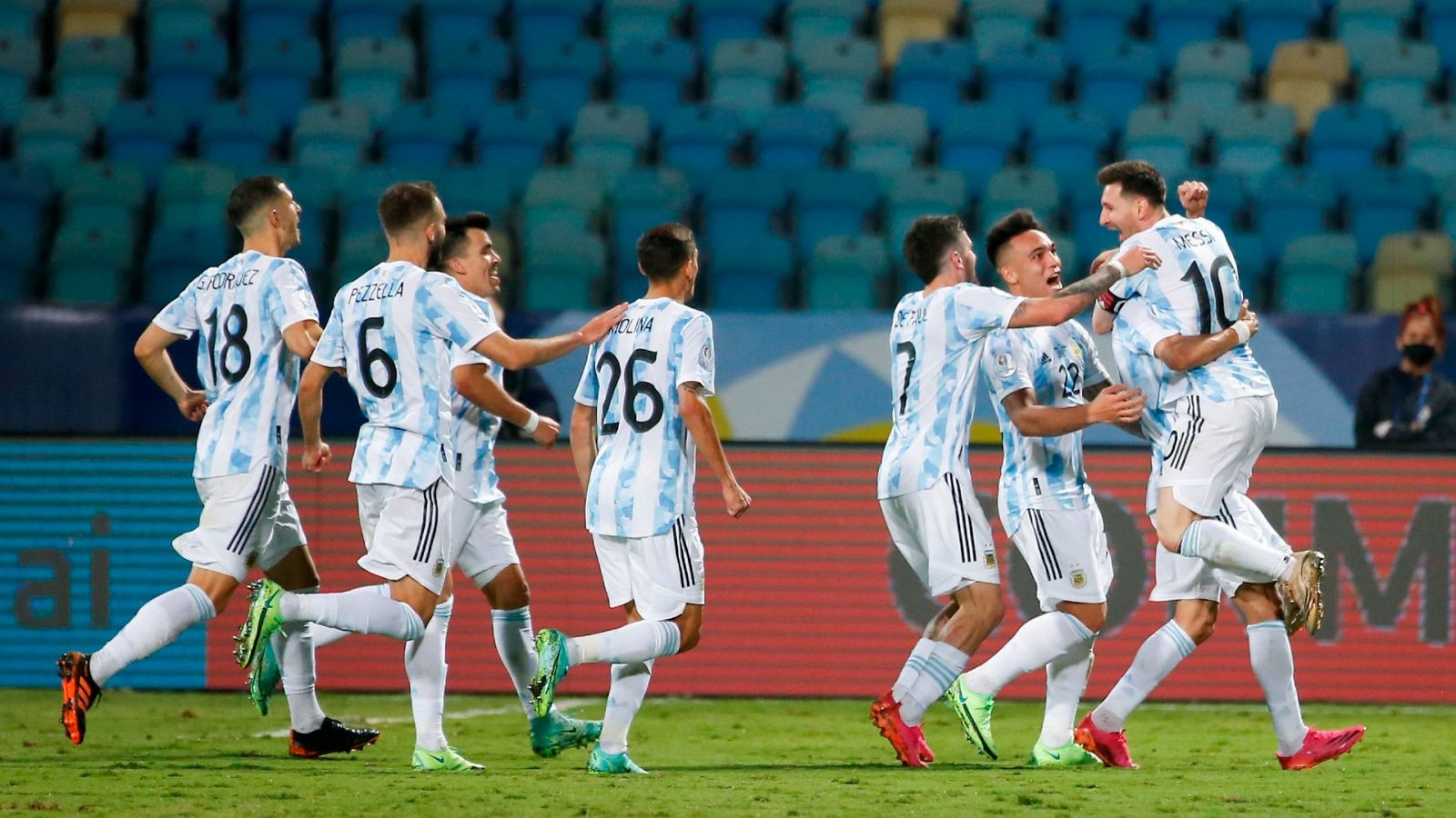 Argentina celebra el pase a semifinales de la Copa América
