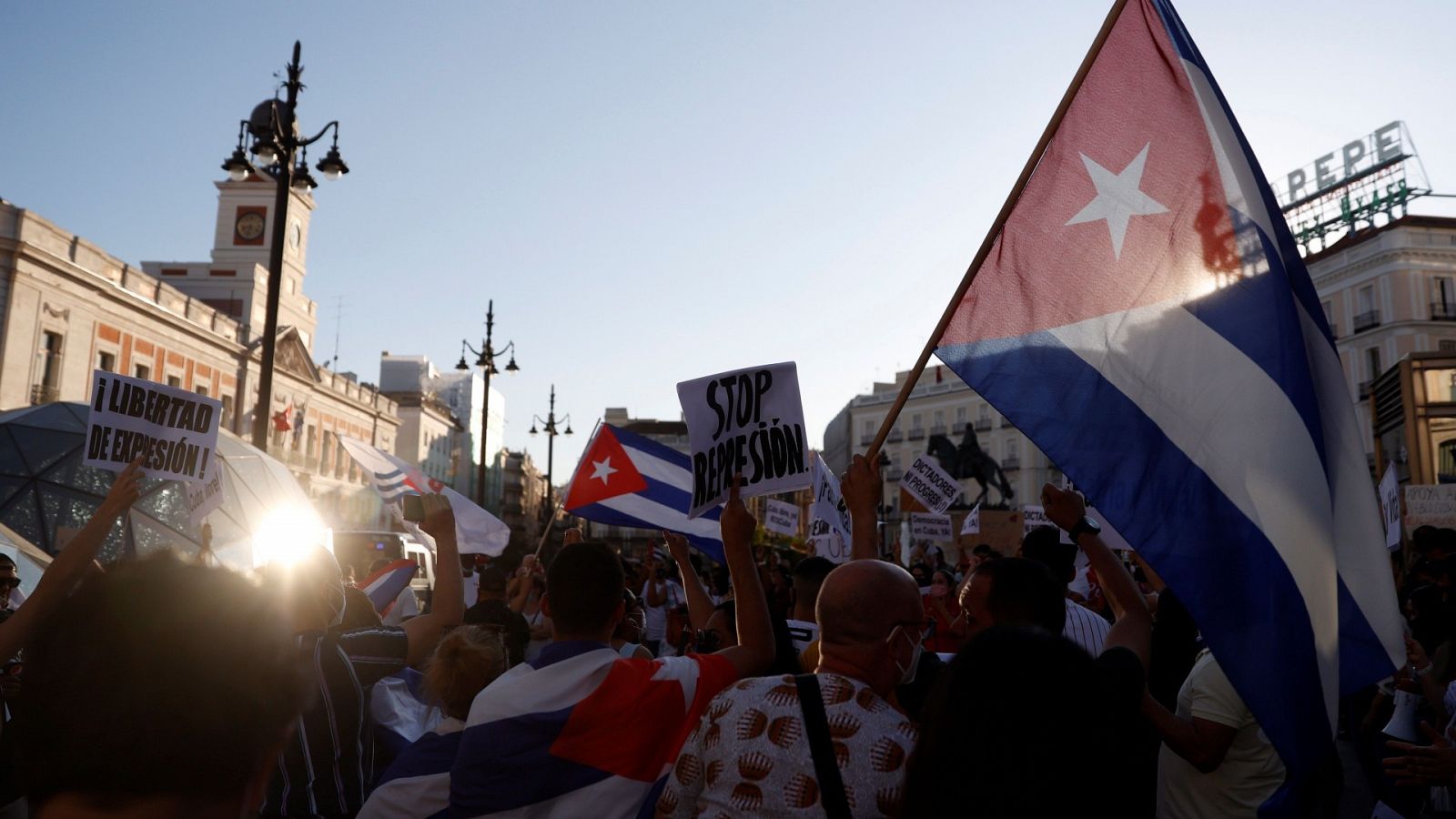 Manifestantes contra el Gobierno cubano el pasado lunes en Madrid