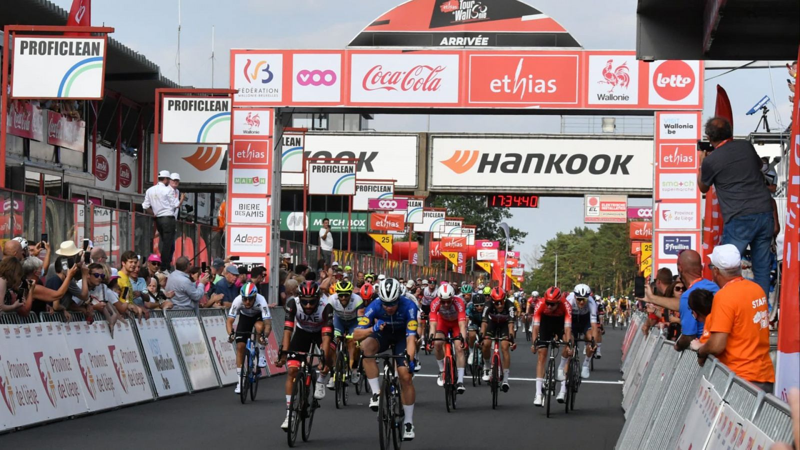 Fabio Jakobsen se impone al esprint en la segunda etapa del Tour de Valonia
