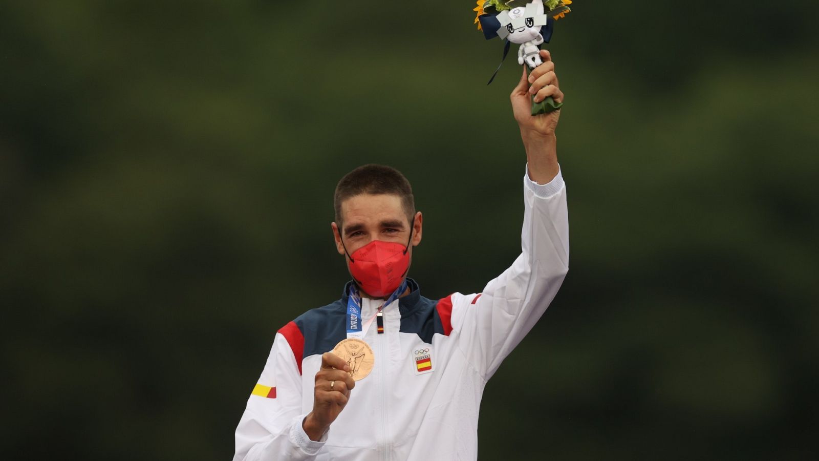 David Valero celebra su bronce olímpico