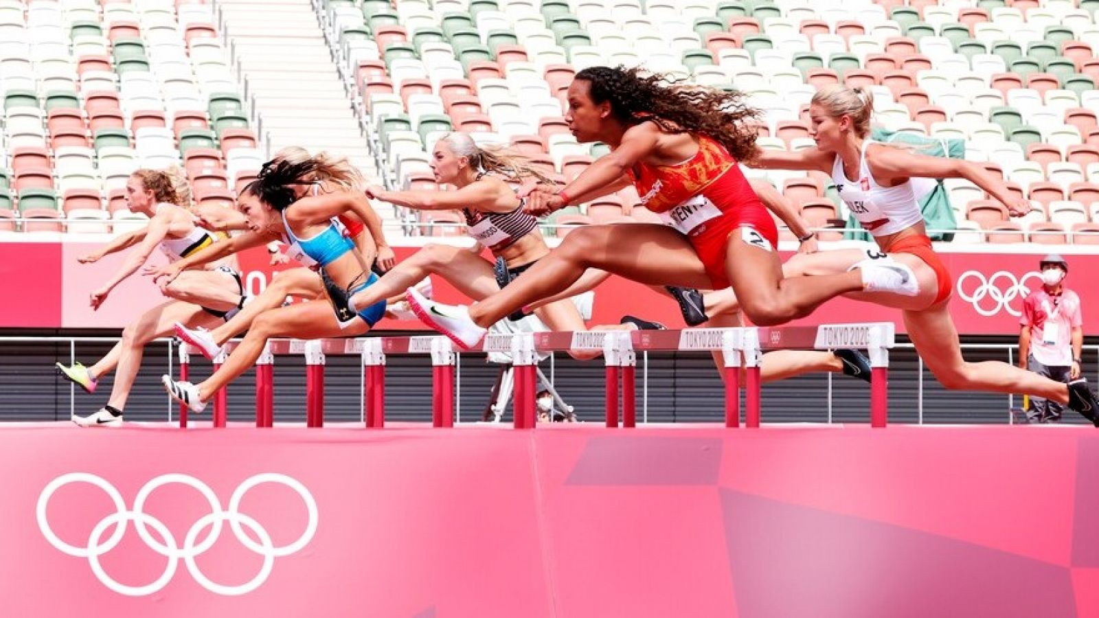 La atleta María Vicente, durante la competición de heptatlón en Tokyo 2020