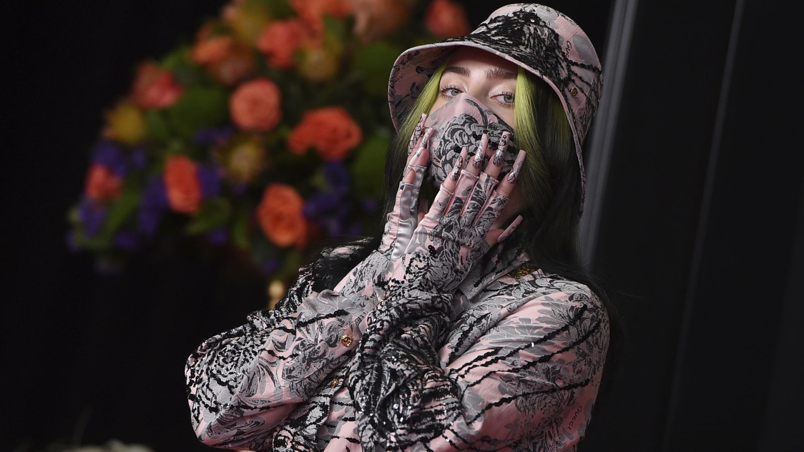 Billie Eilish supera a Harry Styles y se convierte en la artista con mayor vocabulario en sus canciones, según un estudio