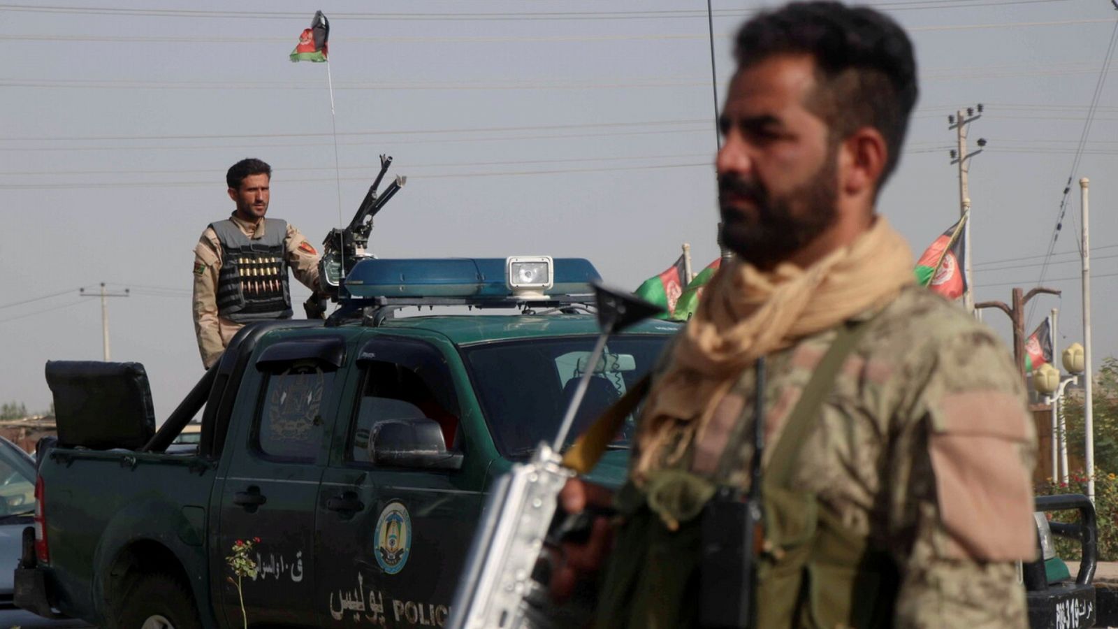 Fuerzas de seguridad afganas en Guzara, en la provincia de Herat. REUTERS/Jalil Ahmad