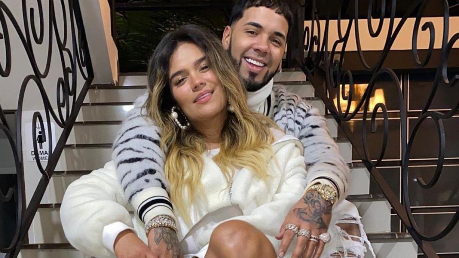 Anuel AA lanza un claro mensaje a Karol G durante su show