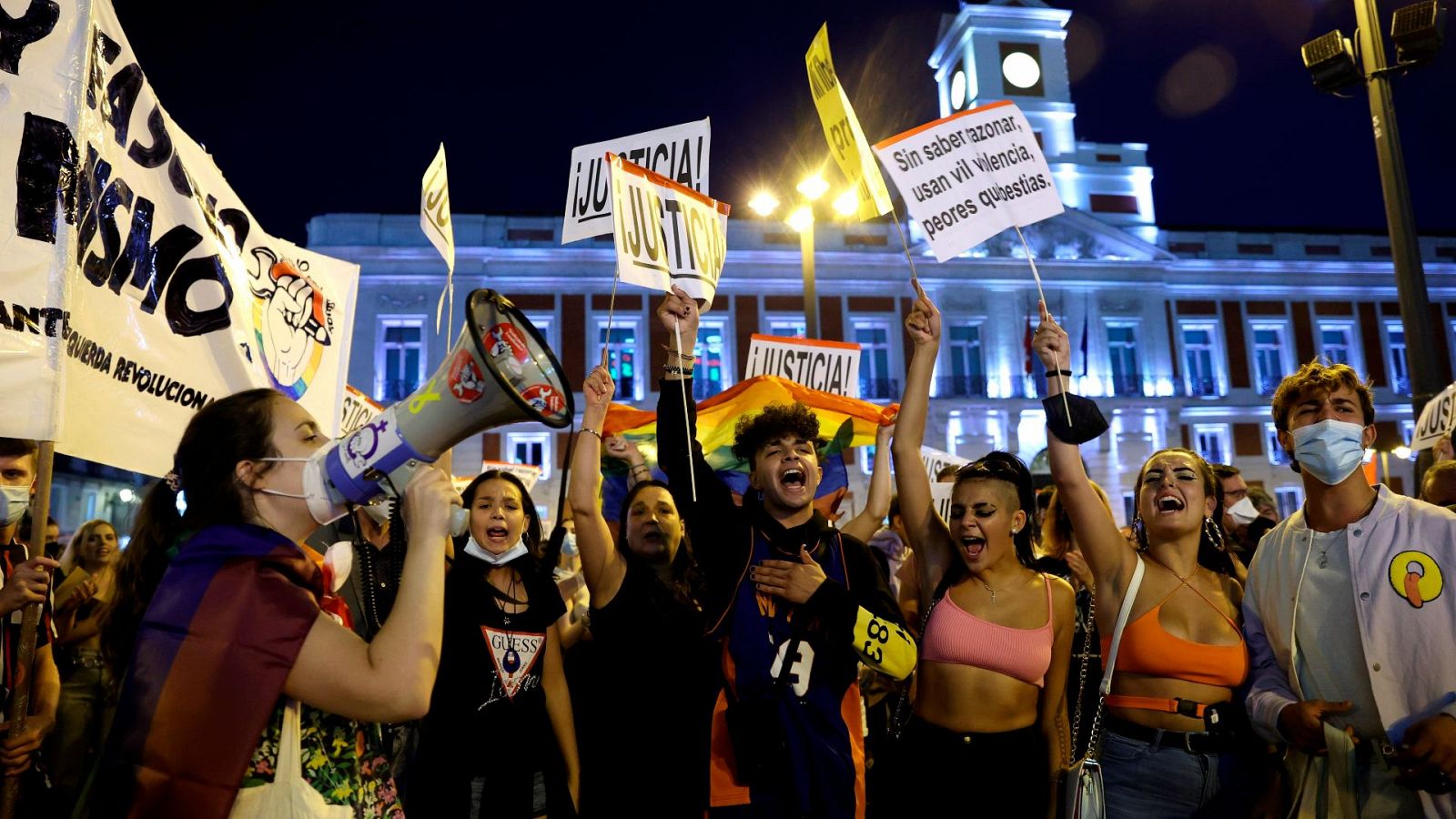 Concentración en la madrileña Puerta del Sol para pedir fin a la violencia homófoba y contra el colectivo LGTBIQ