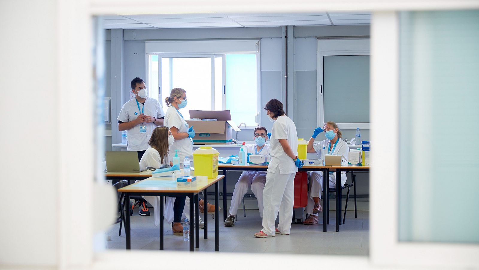 Centro de vacunación sin cita previa, instalado en la Universidad de Girona.