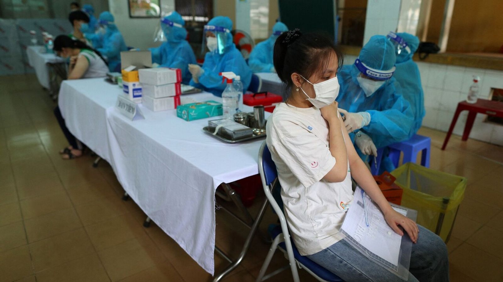 Vacunación contra la COVID-19 en Vietnam. Chi Pi / AFP