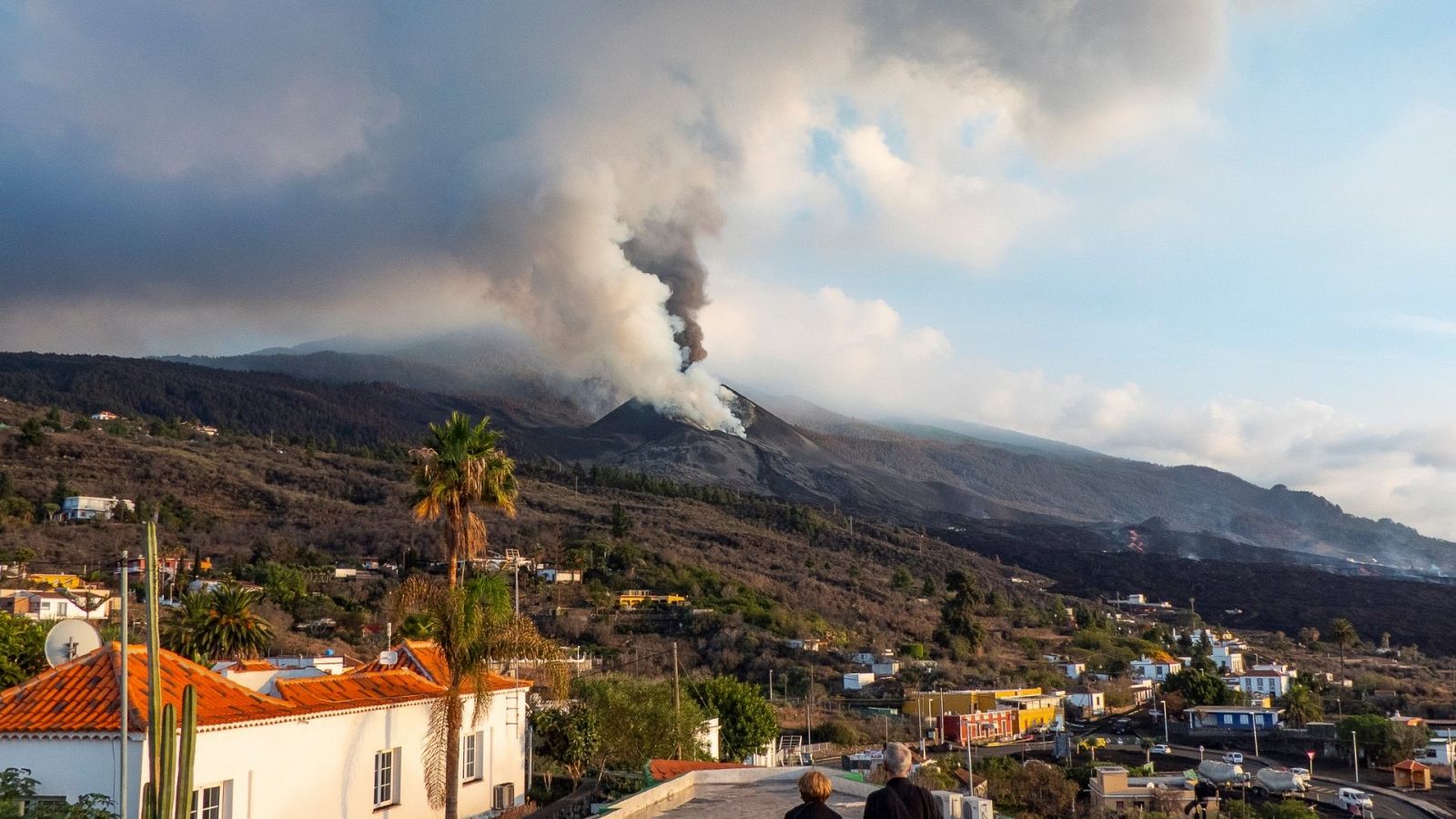 El volcán de Cumbre Vieja, en La Palma, continúa con su actividad eruptiva en el día 65 desde que comenzó la erupción