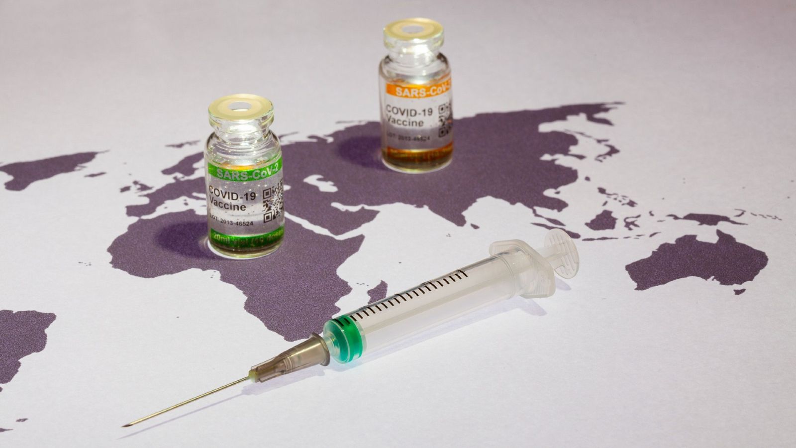 La pauta completa de la vacuna en África solo ha llegado al 7 % de la población
