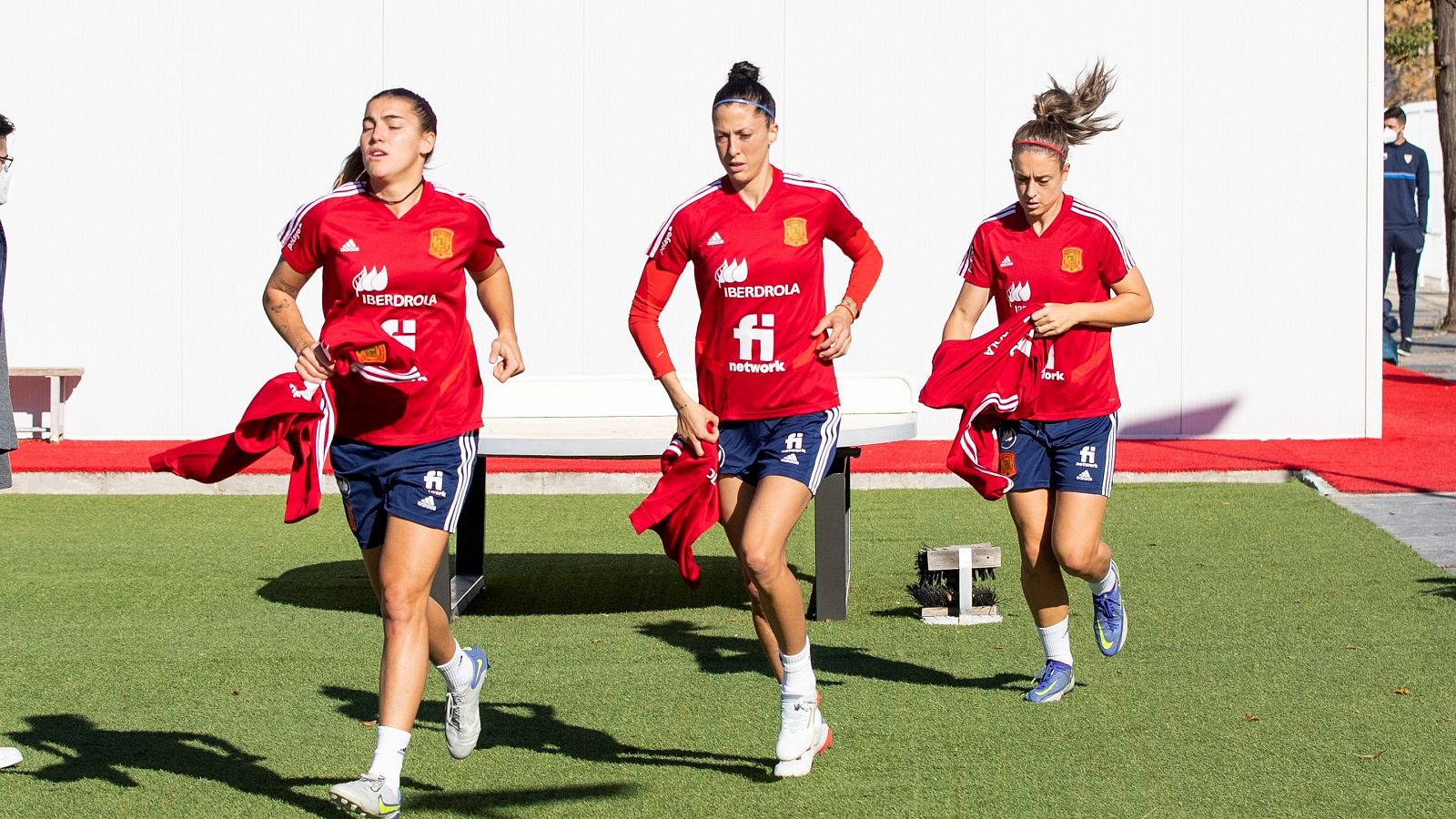 Las jugadoras de la selección española en un entrenamiento