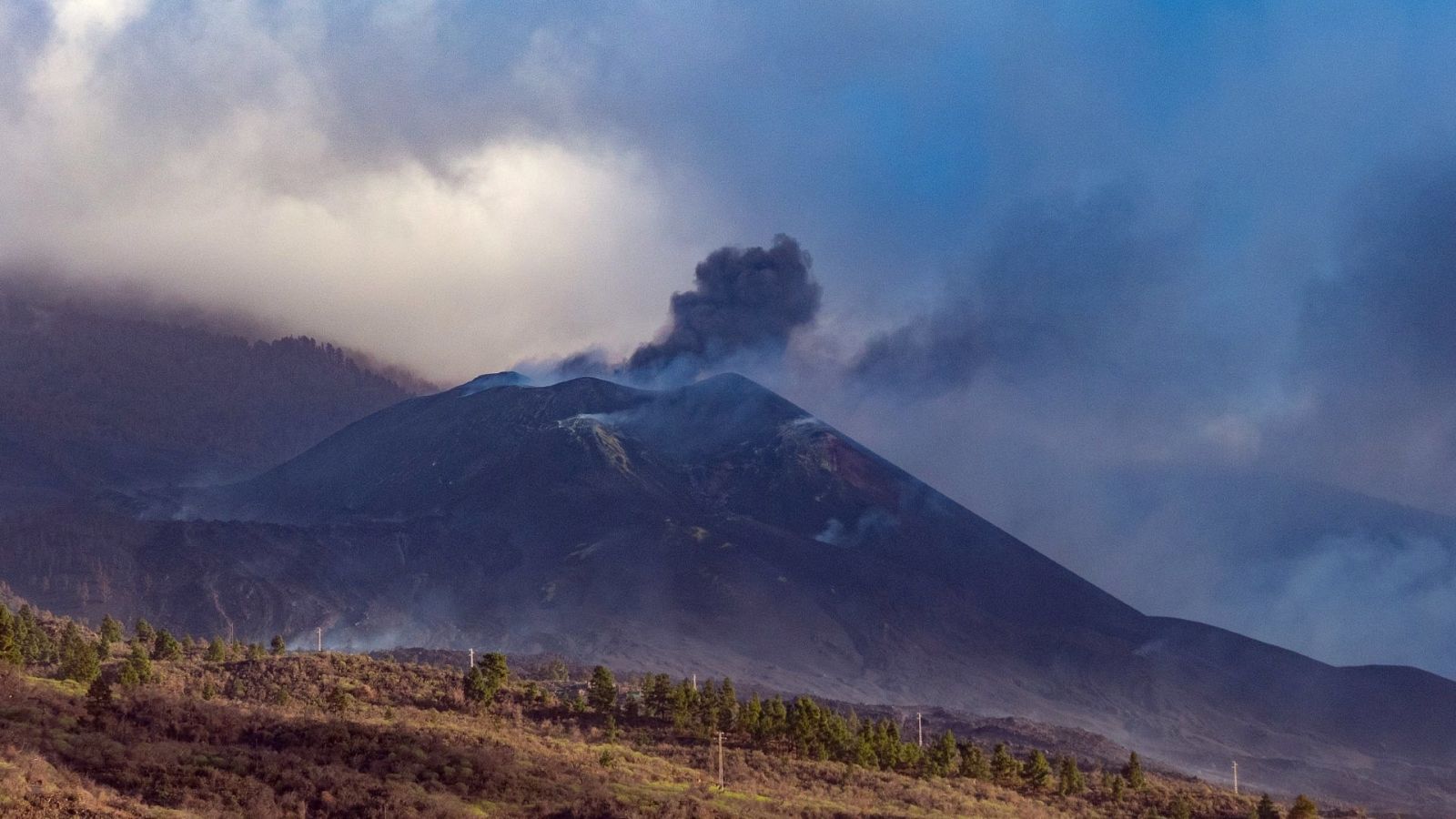 El volcán de Cumbre Vieja, en La Palma