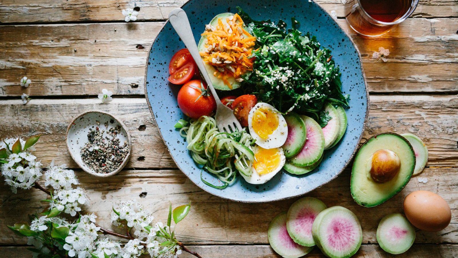 Una alimentación adecuada es la base de una buena salud y el mejor truco de belleza