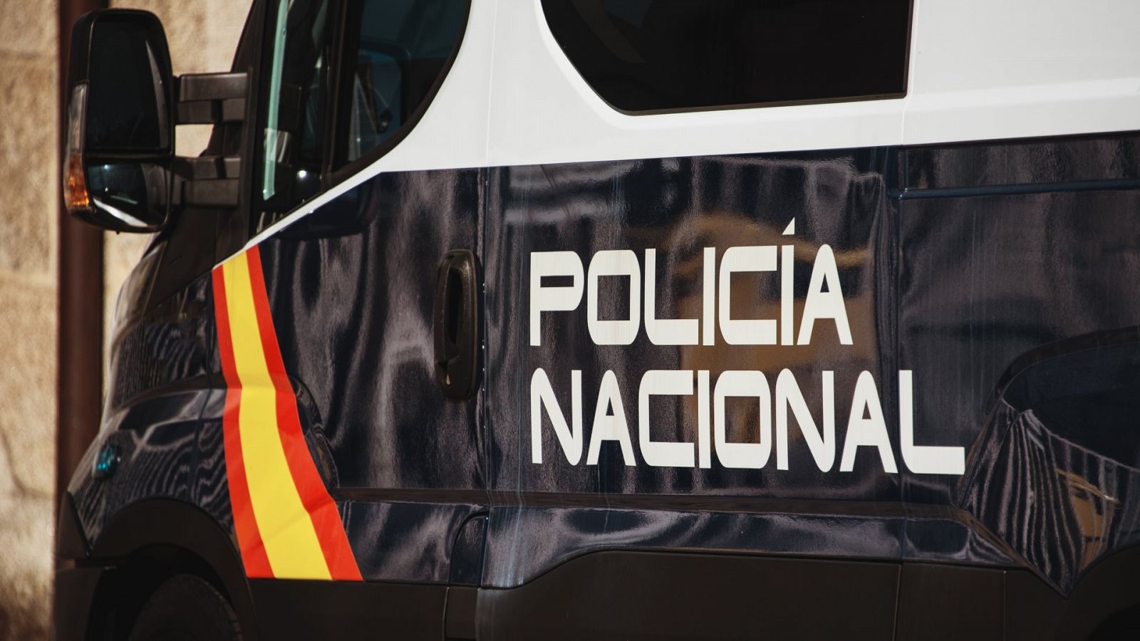 Detalle de un vehículo de la Policía Nacional