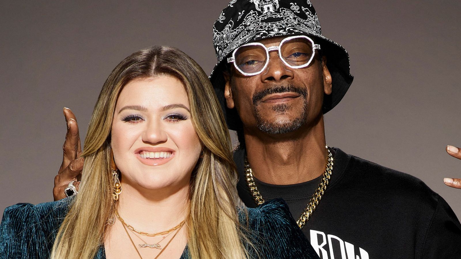 Kelly Clarkson y Snoop Dogg, presentarán la primera edición del American Song Contest