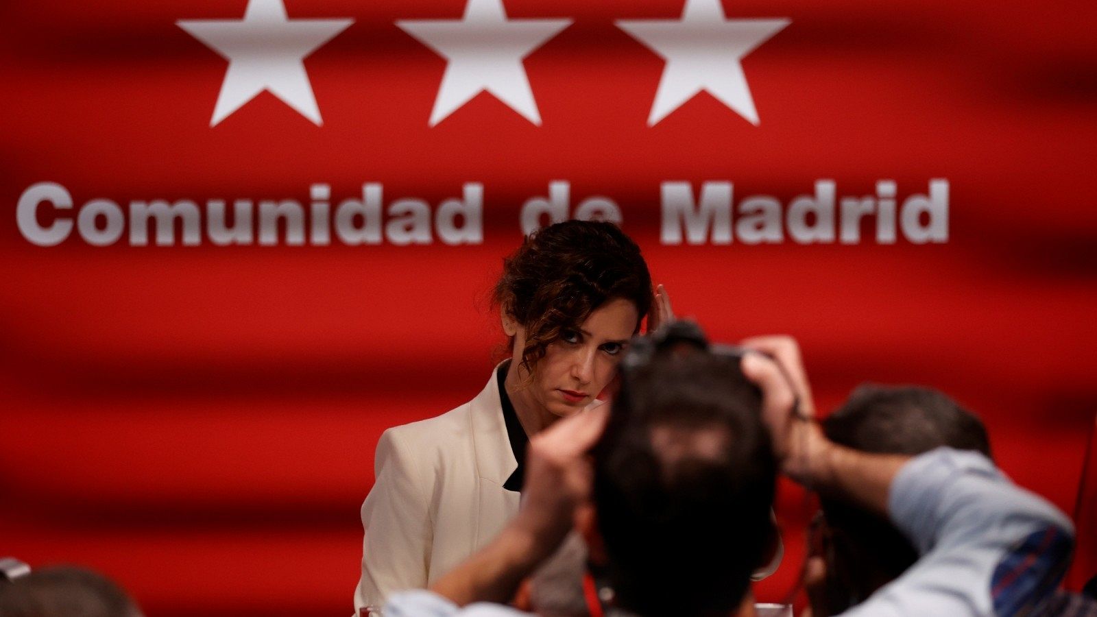 La presidenta de la Comunidad de Madrid, Isabel Díaz Ayuso durante la rueda de prensa ofrecida en la Real Casa de Correos de Madrid este jueves.