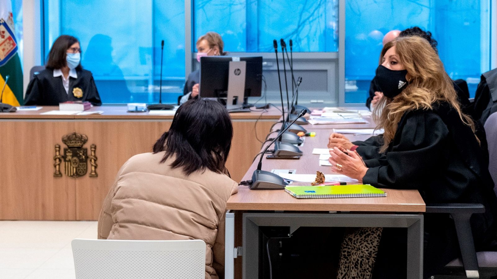 La acusada del asesinato de su hija de 5 años en la Audiencia Provincial de Logroño