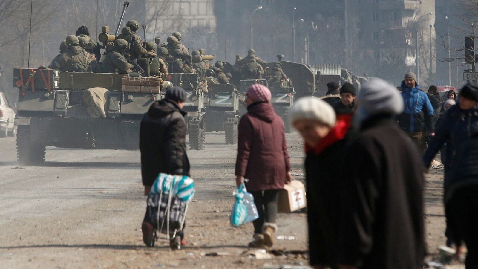 Tropas pro-rusas en Mariúpol, sur de Ucrania, el 24 de marzo. REUTERS/Alexander Ermochenko
