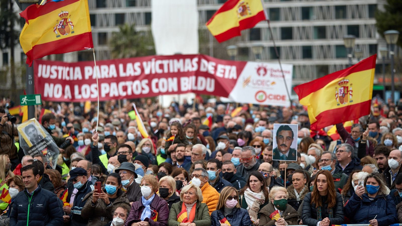 Manifestación convocada por la AVT en la plaza de Colón en Madrid