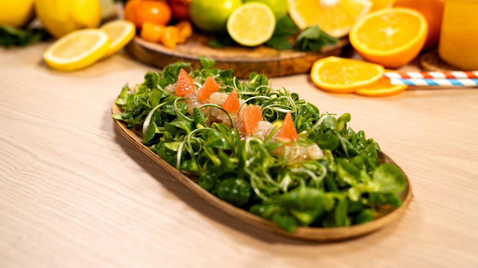 Menudos Torres - Receta de tartar de langostinos, pomelo y aguacate