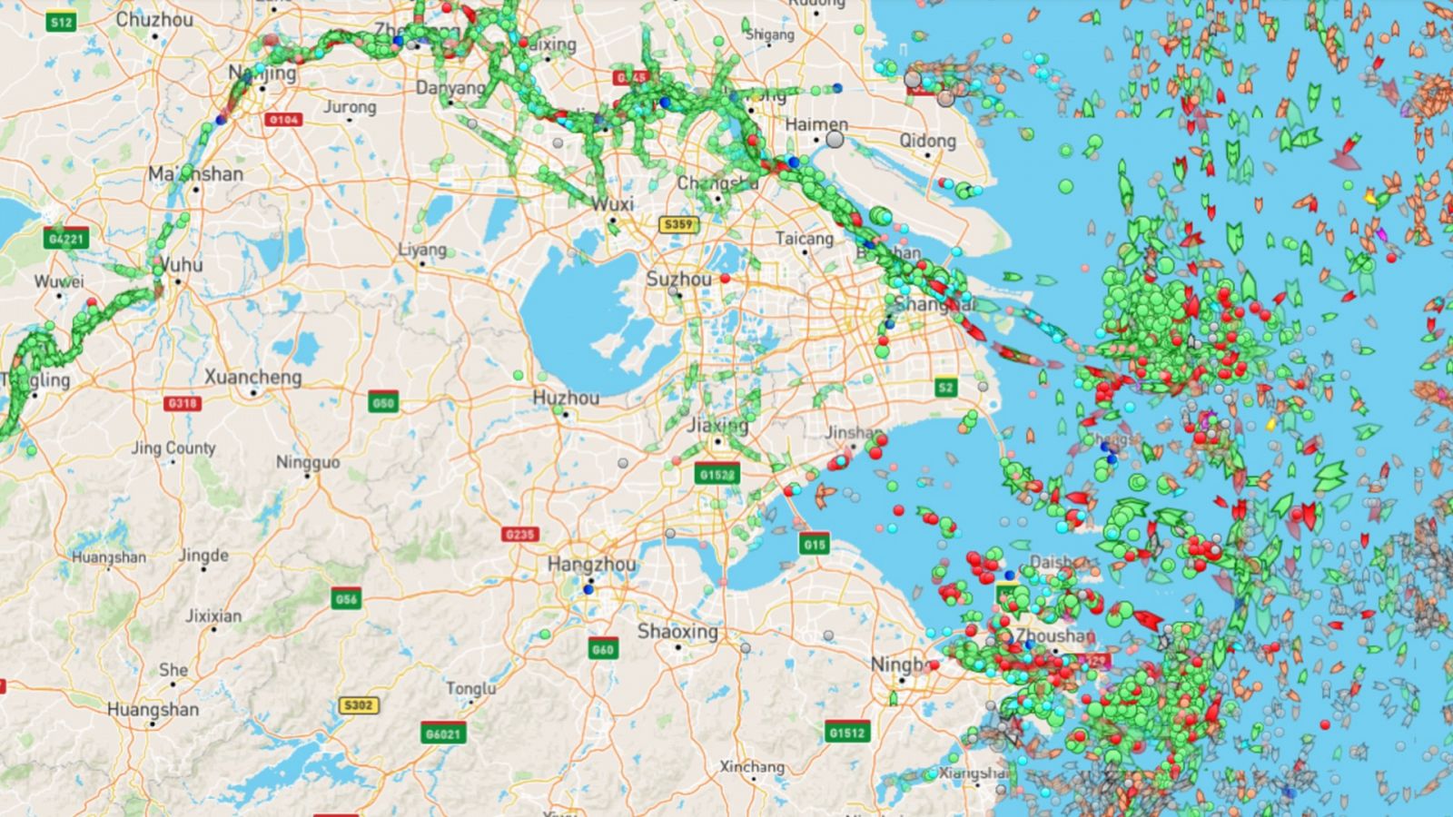 Tráfico en las inmediaciones del puerto de Shanghái