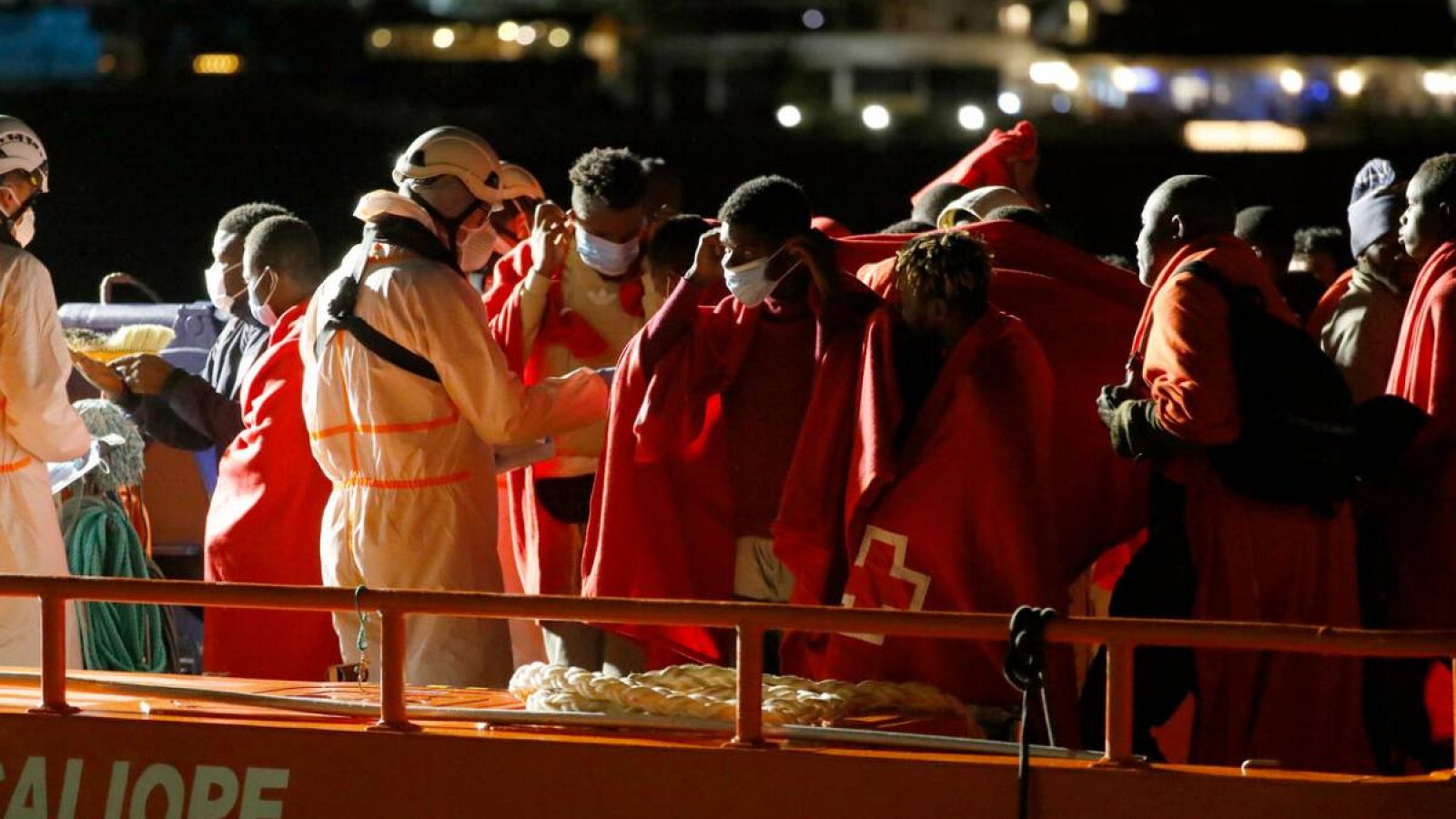 Salvamento Marítimo rescata a un grupo de migrantes. (Imagen de archivo).