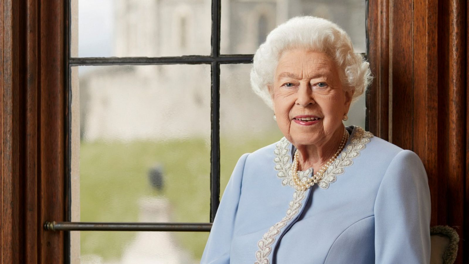 Fotografía de Isabel II emitida por el Palacio de Buckingham como retrato oficial del Jubileo de Platino