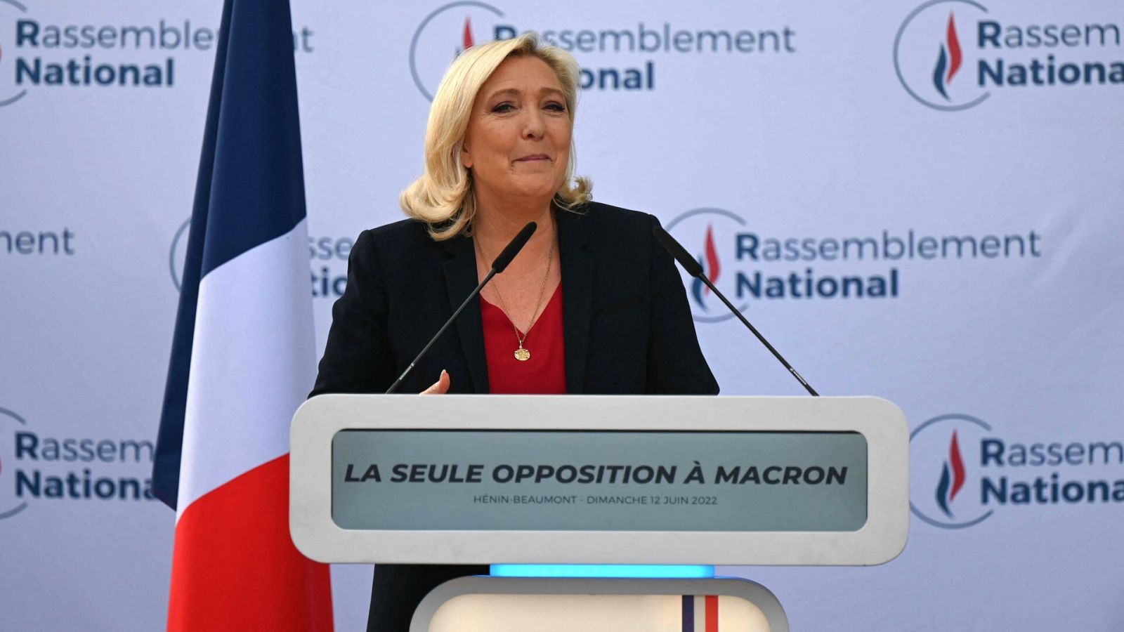 La líder de Agrupación Nacional, Marine Le Pen, en su discurso tras los primeros resultados de las elecciones legislativas