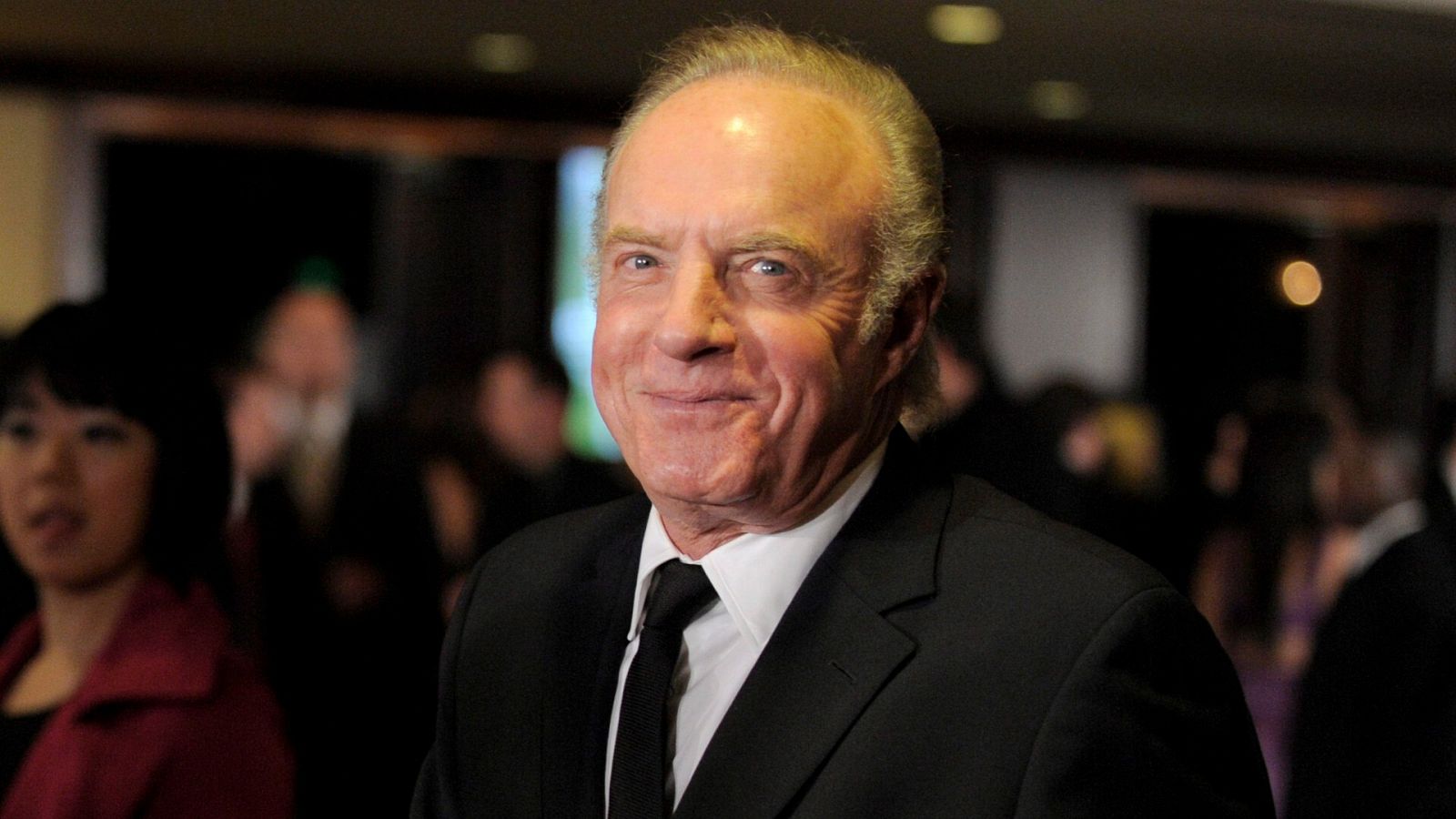 Foto de archivo de 2010 del actor James Caan a su llegada a la ceremonia anual de entrega de premios del Sindicato de Directores de EE.UU.