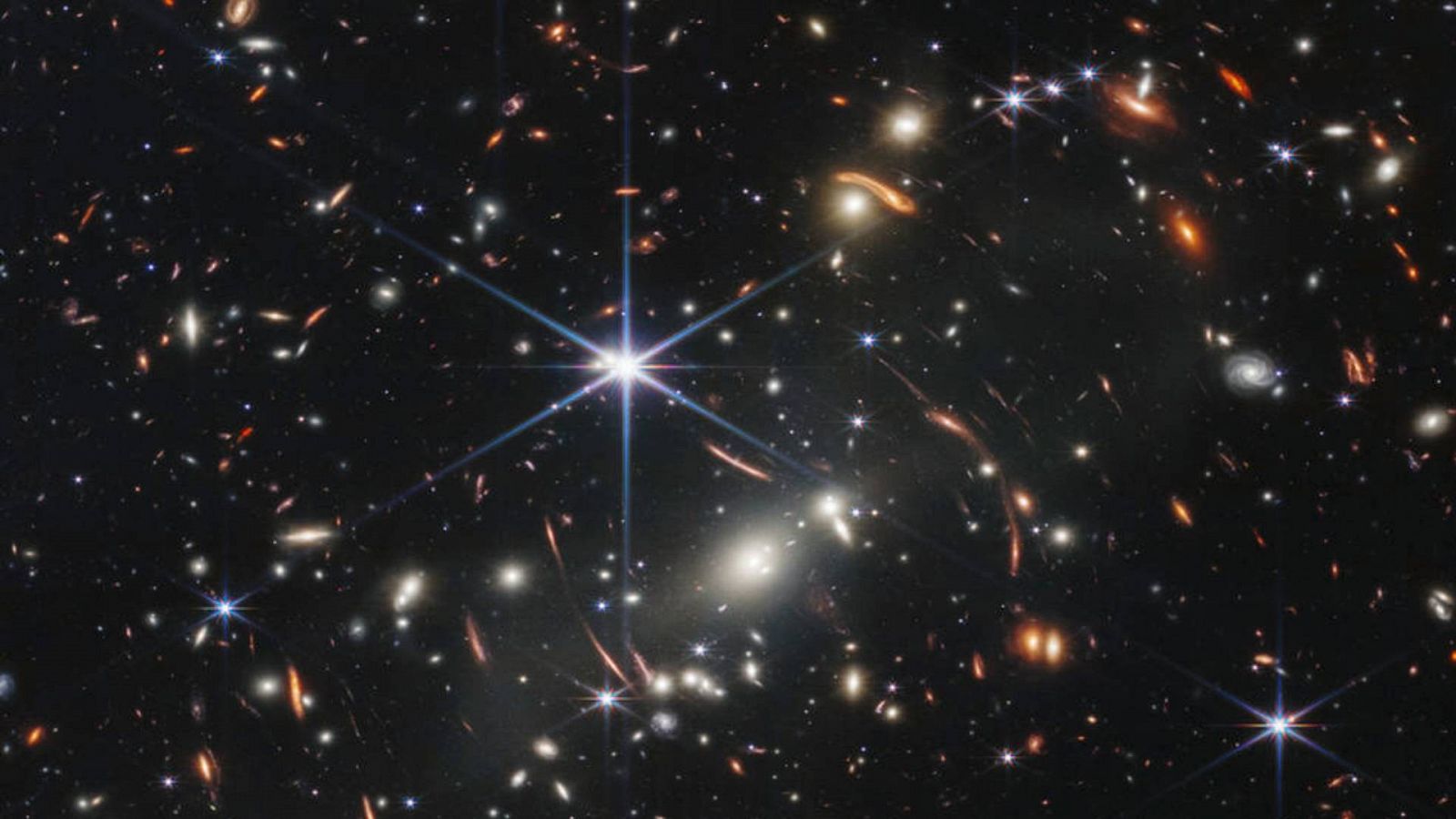 James Webb: ¿Por qué el telescopio muestra las estrellas con ocho puntas?