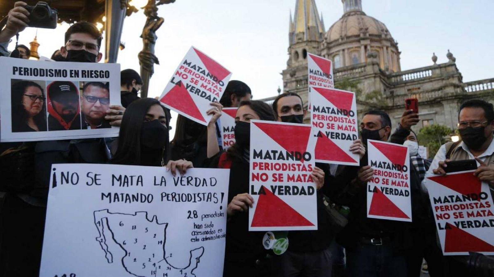 Foto de una manifestación contra el asesinato de periodistas en México. 