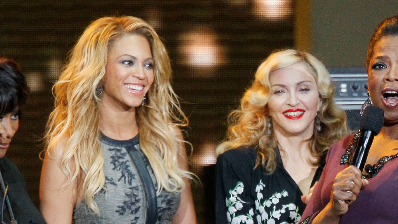 Las cantantes Beyoncé y Madonna