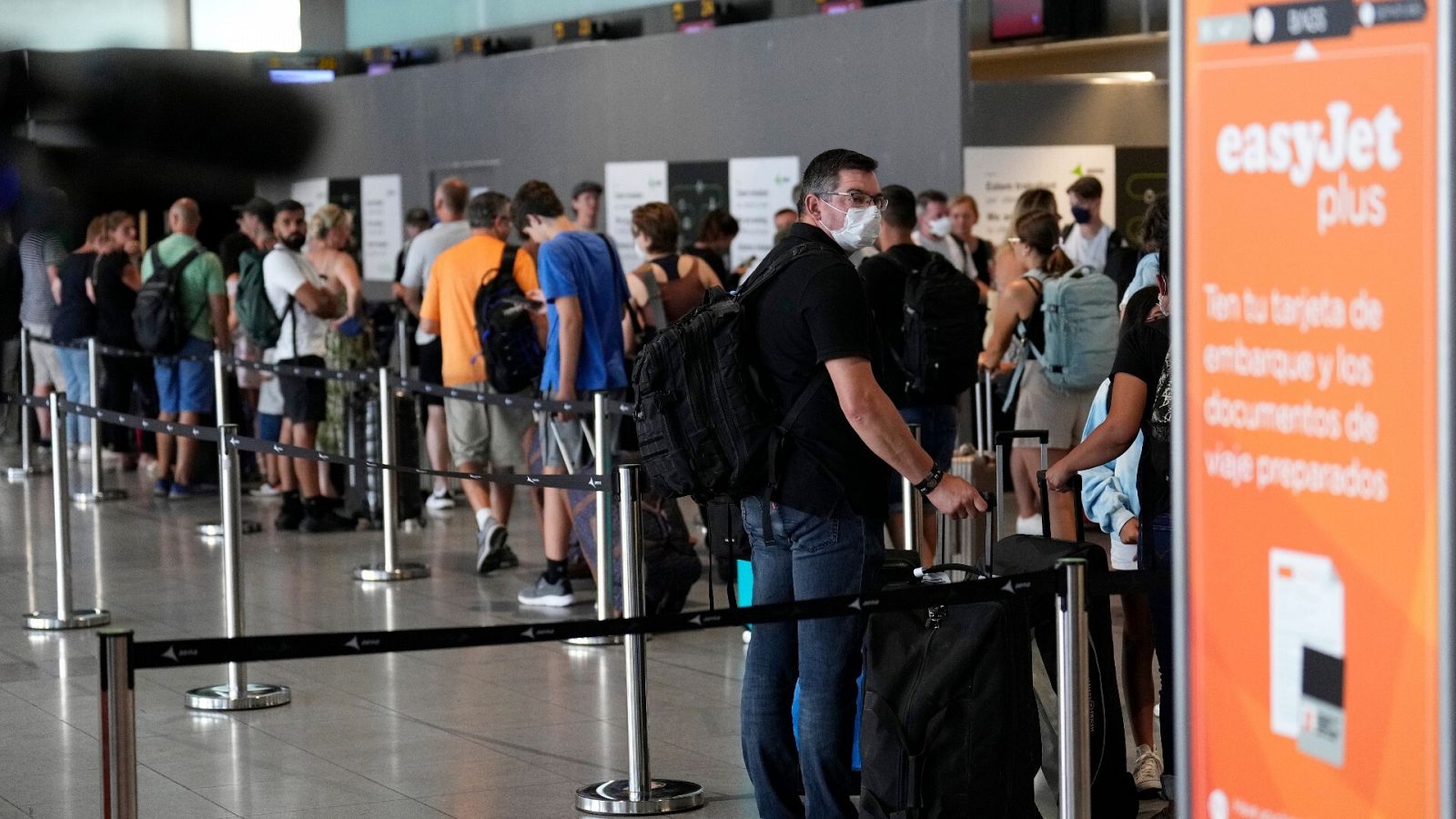 Mostradores de facturación de EasyJet en el aeropuerto Josep Tarradellas Barcelona-El Prat¿