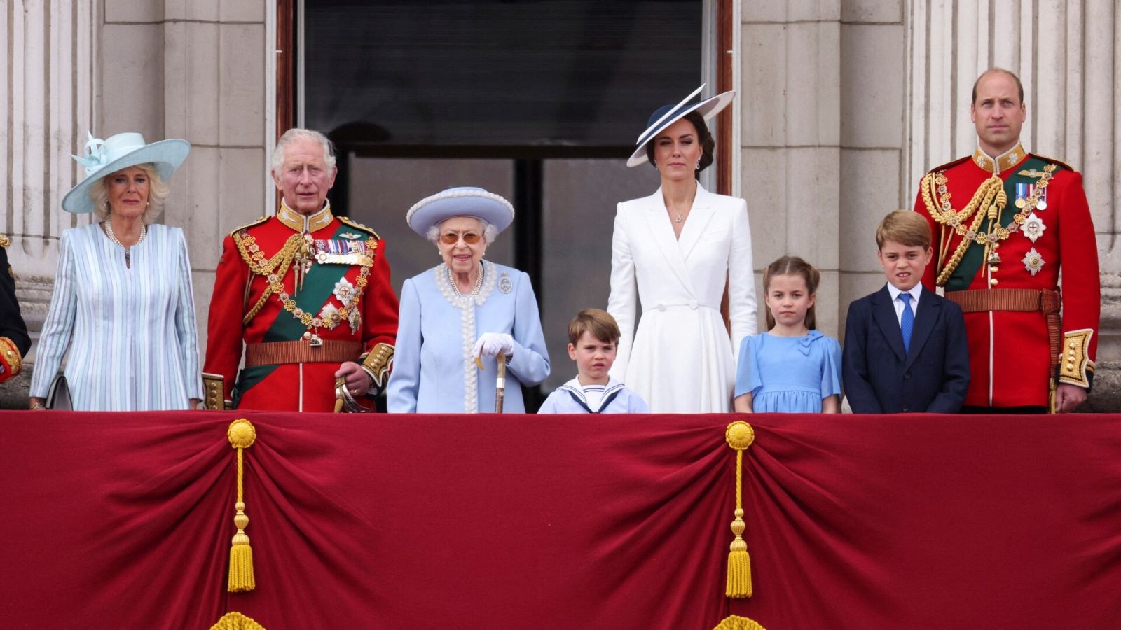 La familia real británica durante la celebración del Jubileo de Platino de Isabel II