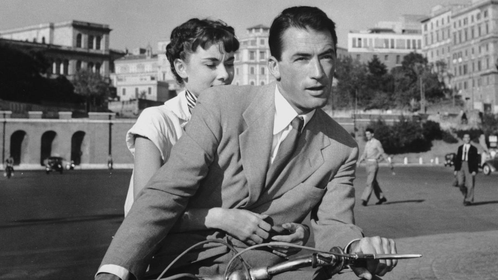 Gregory Peck y Audrey Hepburn protagonizan la película 'Vacaciones en Roma'