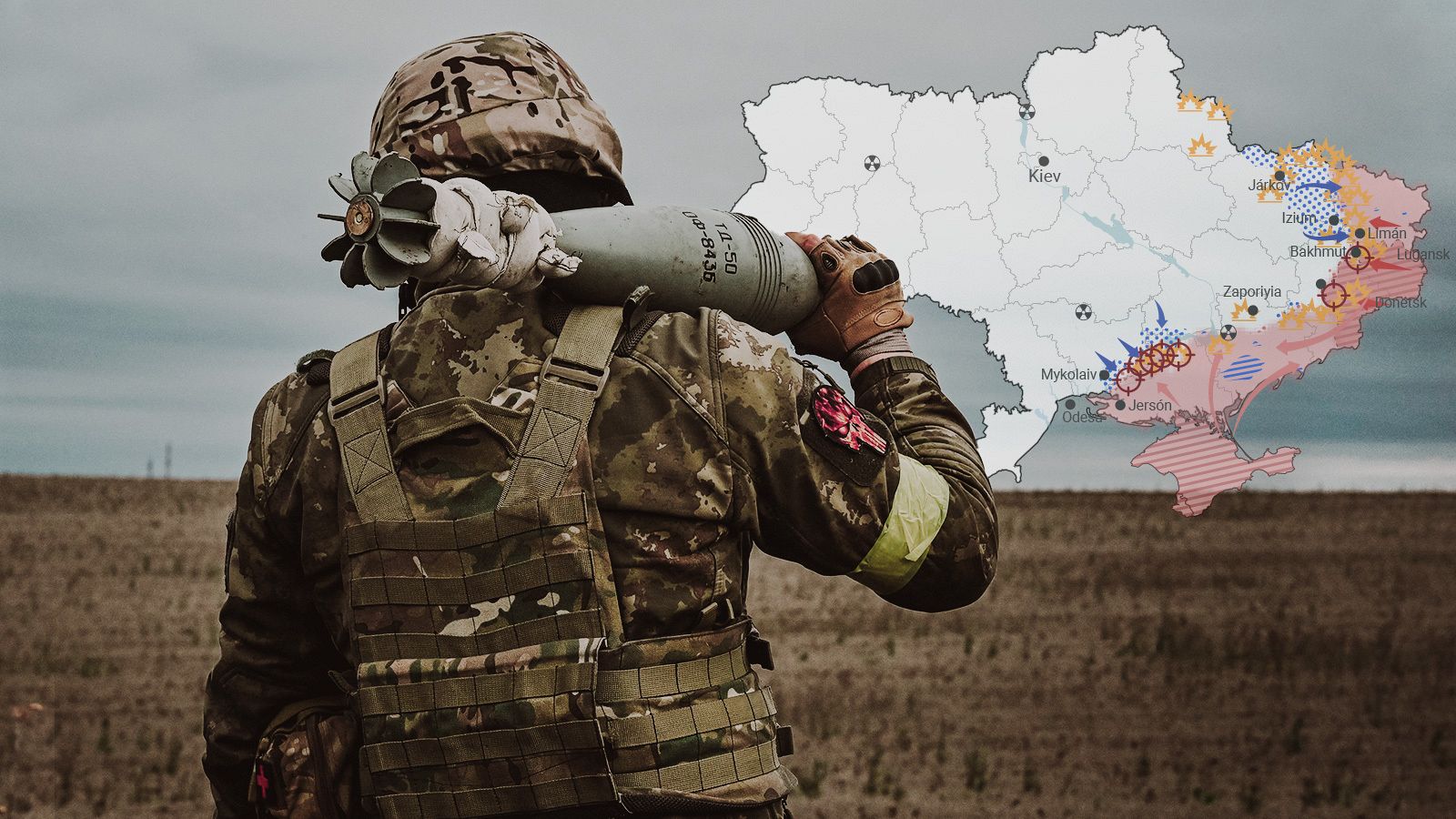 Un soldado ucraniano con un proyectil de mortero en la región de Járkov