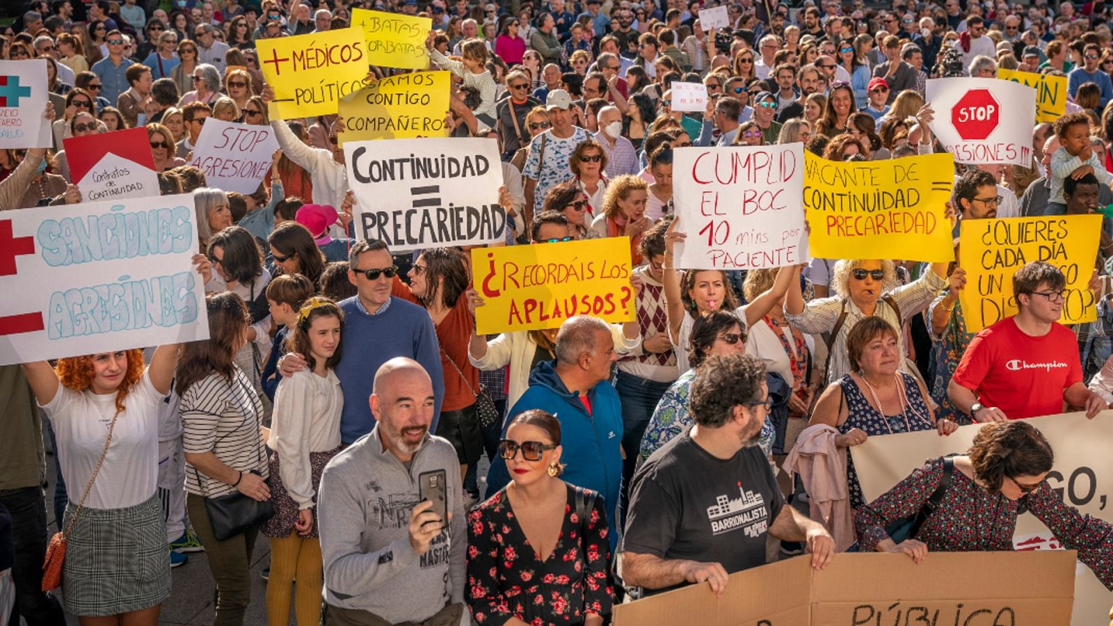 Imagen de archivo del 13 de noviembre de 2022 de una manifestación en Santander para exigir una Atención Primaria de calidad.