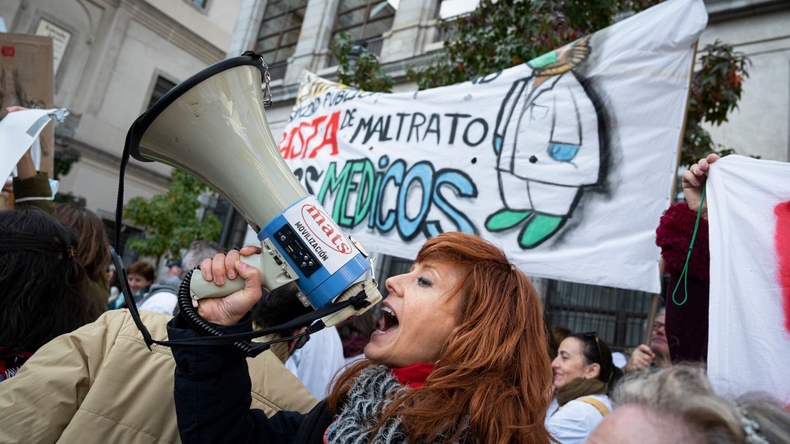 Concentración en apoyo de la huelga de médicos y pediatras en Madrid