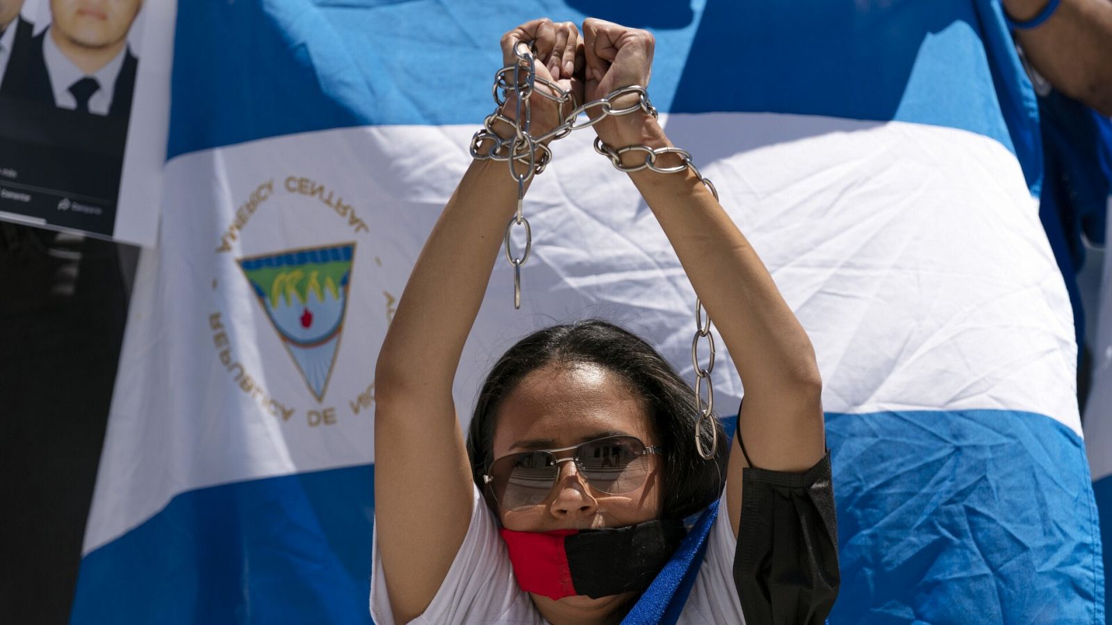 Protesta pidiendo la liberación de los presos políticosen Nicaragua en junio de 2021, en Washington