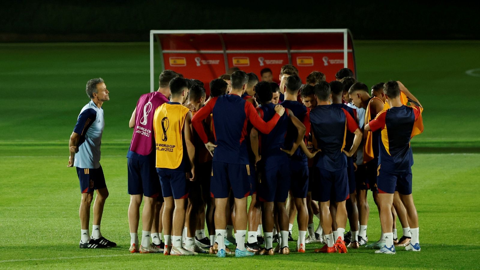 Alineaciones Japón - España: entrenamiento de España