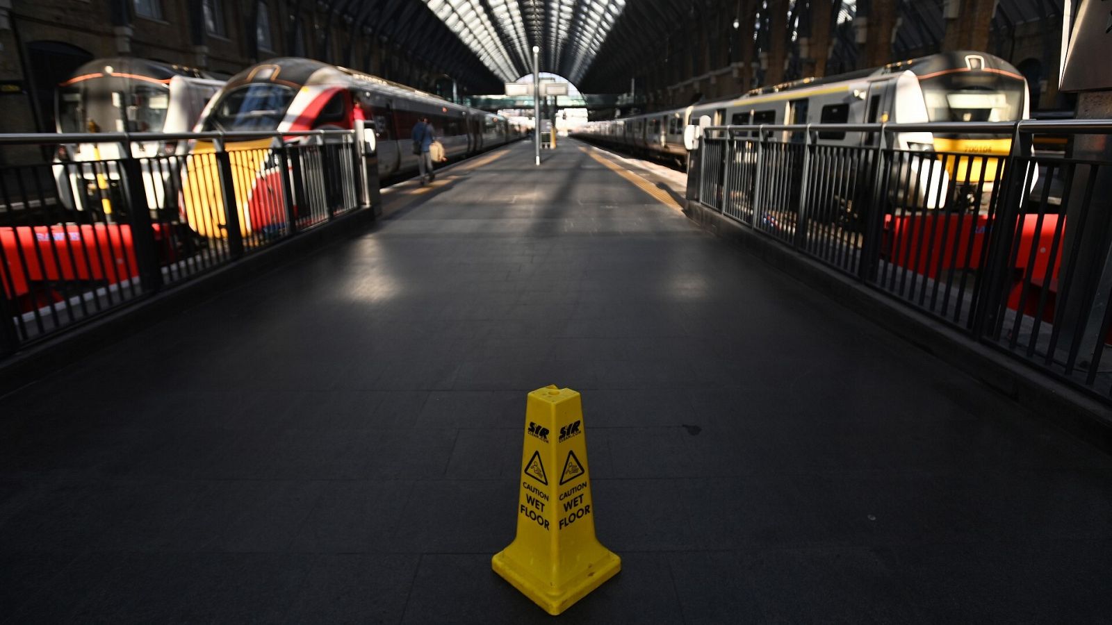 Trenes en la estación de Kings Cross, en Londres