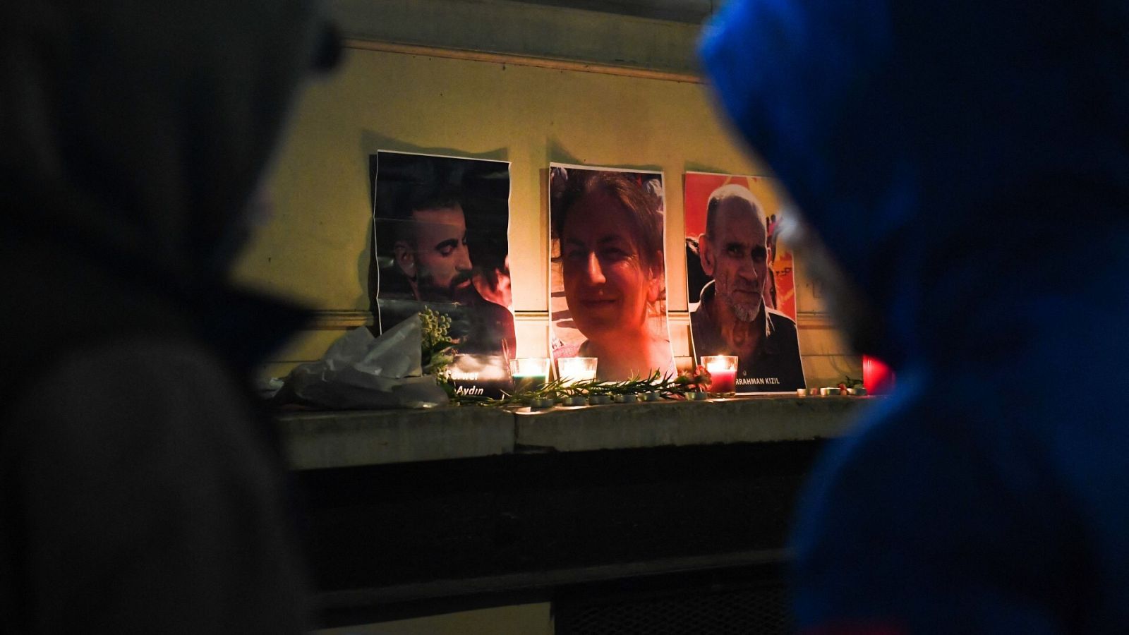 Homenaje a las tres víctimas del tiroteo en París del pasado 23 de diciembre