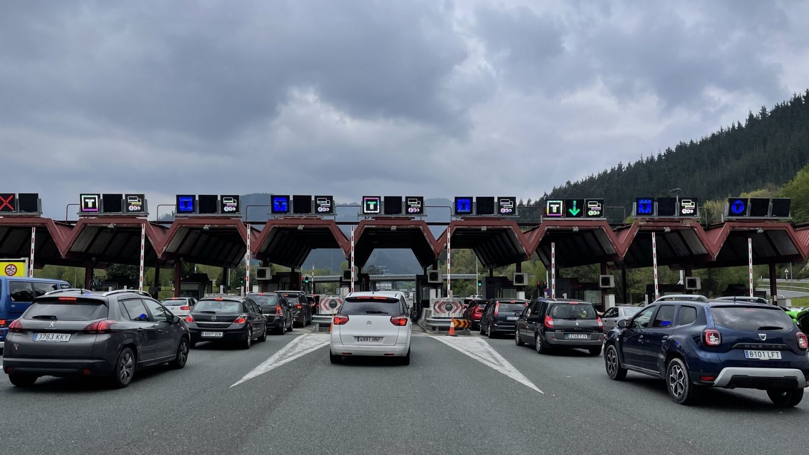 El Gobierno limita al 4% la subida de tarifas en los peajes de once autopistas en 2023