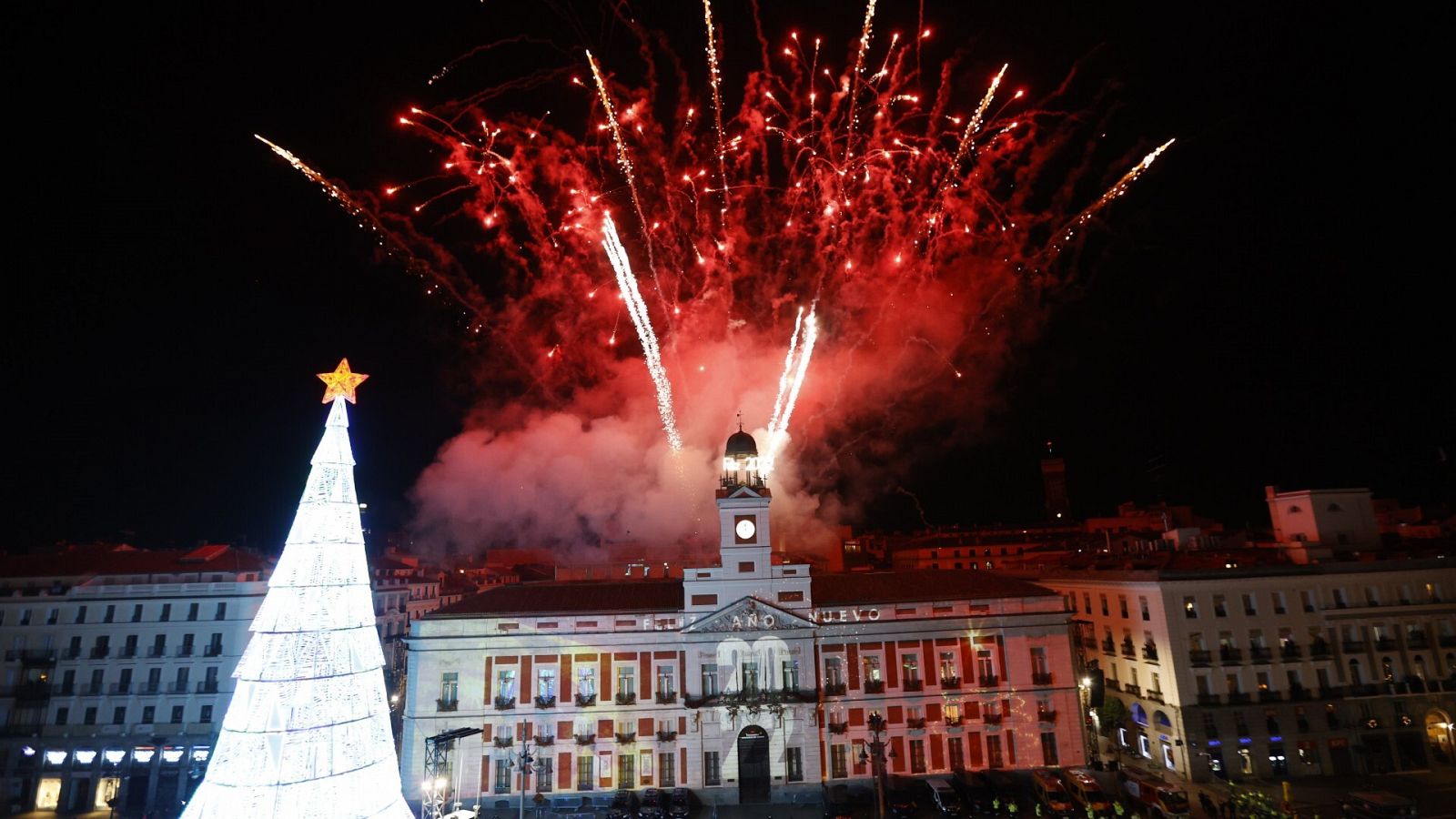 Imagen de archivo de la Puerta del Sol durante la celebración por la llegada de 2022.
